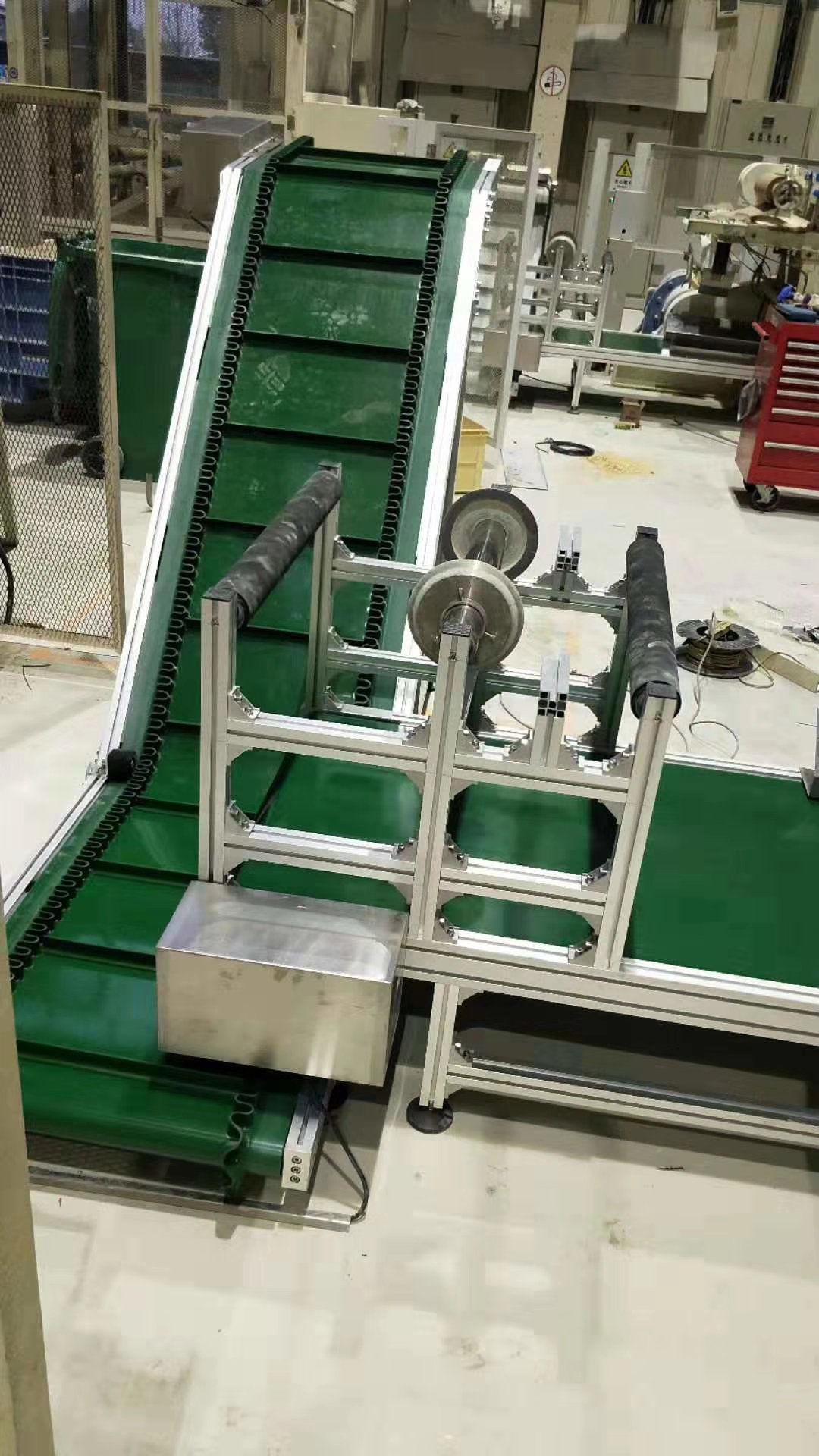 擋板四川皮帶輸送機.jpg